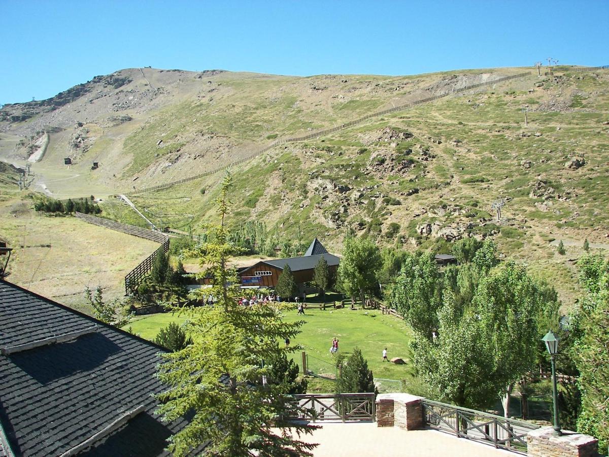 Todosierranevada Zona Baja -Plaza Principal-Junto A Los Telecabinas Sierra Nevada Zewnętrze zdjęcie