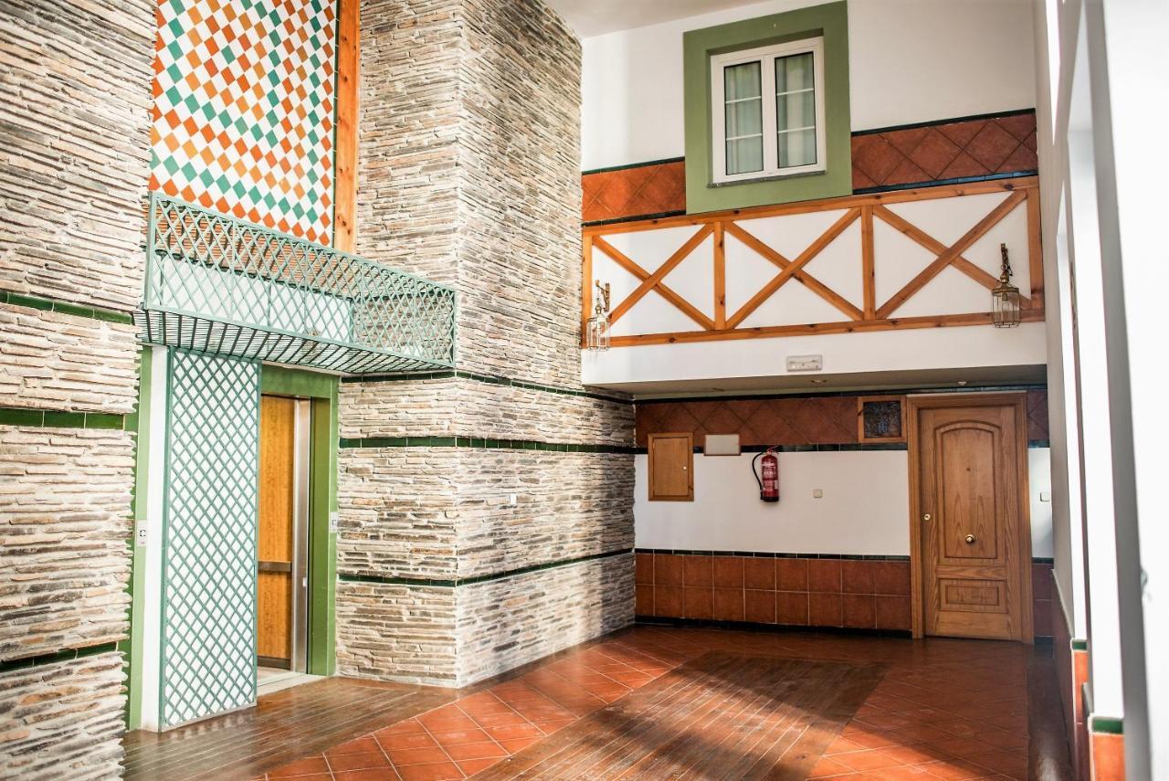 Todosierranevada Zona Baja -Plaza Principal-Junto A Los Telecabinas Sierra Nevada Zewnętrze zdjęcie