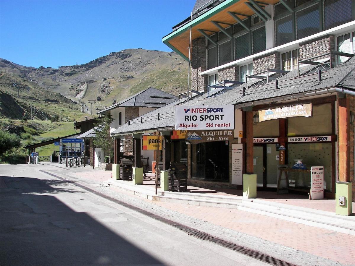 Todosierranevada Zona Baja -Plaza Principal-Junto A Los Telecabinas Sierra Nevada Zewnętrze zdjęcie