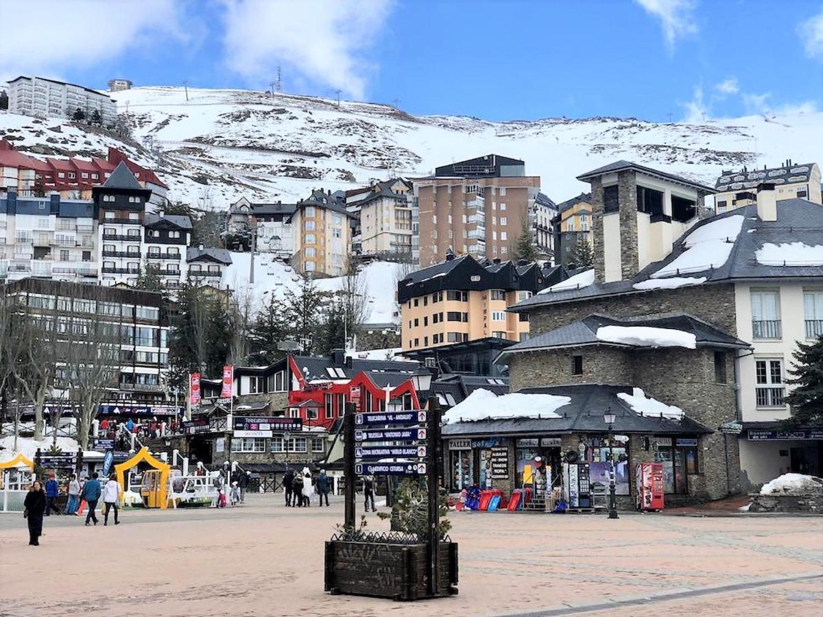 Todosierranevada Zona Baja -Plaza Principal-Junto A Los Telecabinas Sierra Nevada Zewnętrze zdjęcie