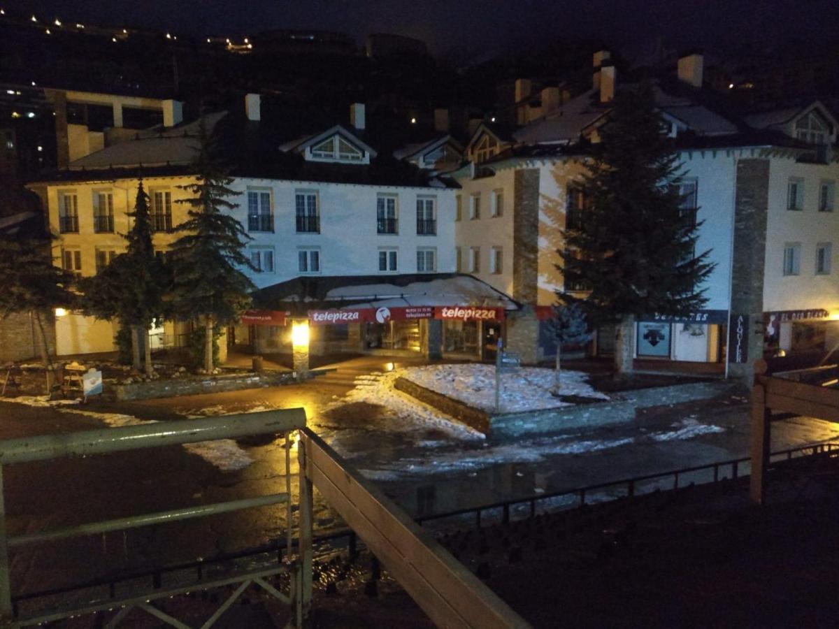Todosierranevada Zona Baja -Plaza Principal-Junto A Los Telecabinas Sierra Nevada Zewnętrze zdjęcie